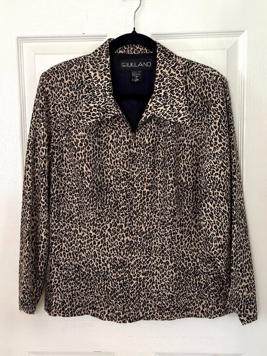 SilkLand Jackets & Blazers - Silkland 100% Silk Leopard Print Zip Front Jacket Women's Size 12